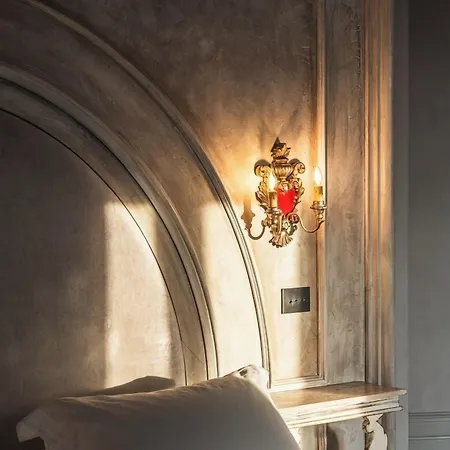 Hotel Paragon 700 Boutique &