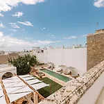 Paragon 700 Boutique & 5* Ostuni
