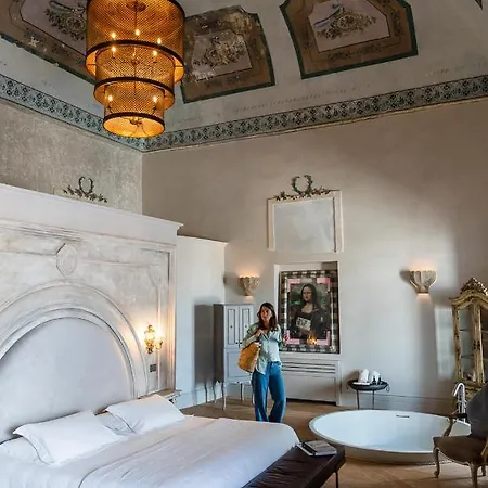 Hotel Paragon 700 Boutique &