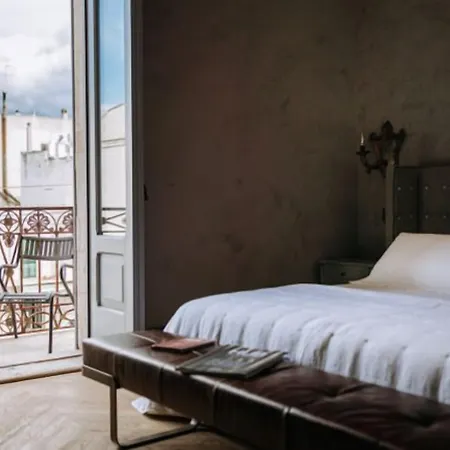Paragon 700 Boutique & Hotel 5*