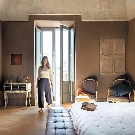 Paragon 700 Boutique & Hotel 5*