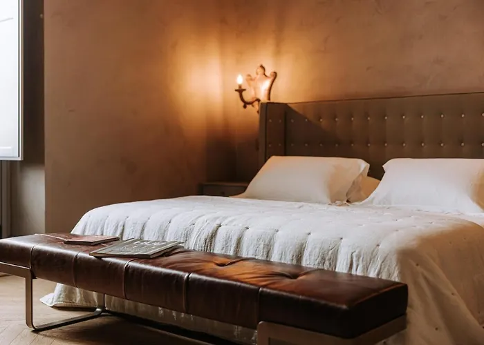 Paragon 700 Boutique & Hotel 5*